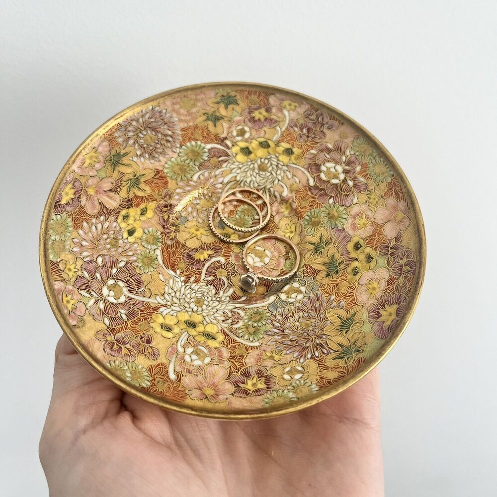 Antique Japanese Meiji period small dish in fine porcelain Floral Jewelry Dish - Picture 4 of 4